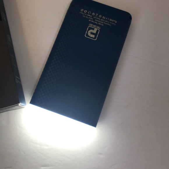 ReCharge Charge Power Bank Dual USB Flashlight NEW - Picture 4 of 16